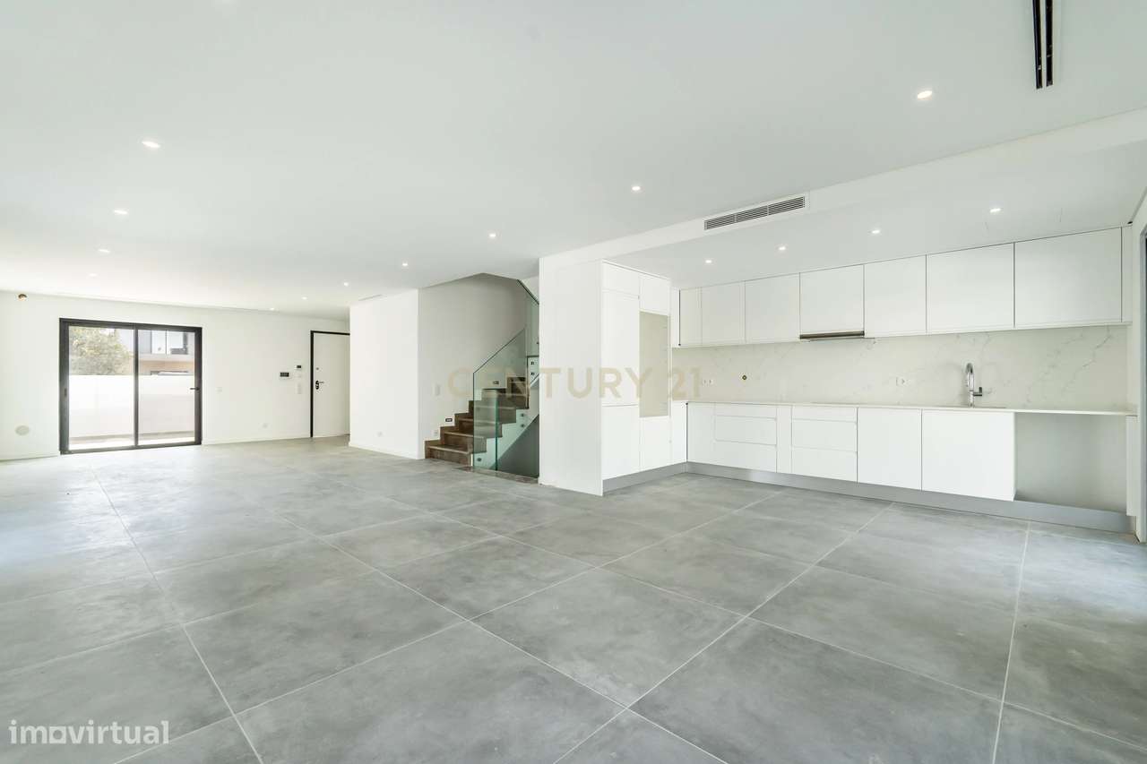 MORADIA MODERNA A ESTREAR 3 quartos, cave,  piscina privativa, terraço - Grande imagem: 4/56