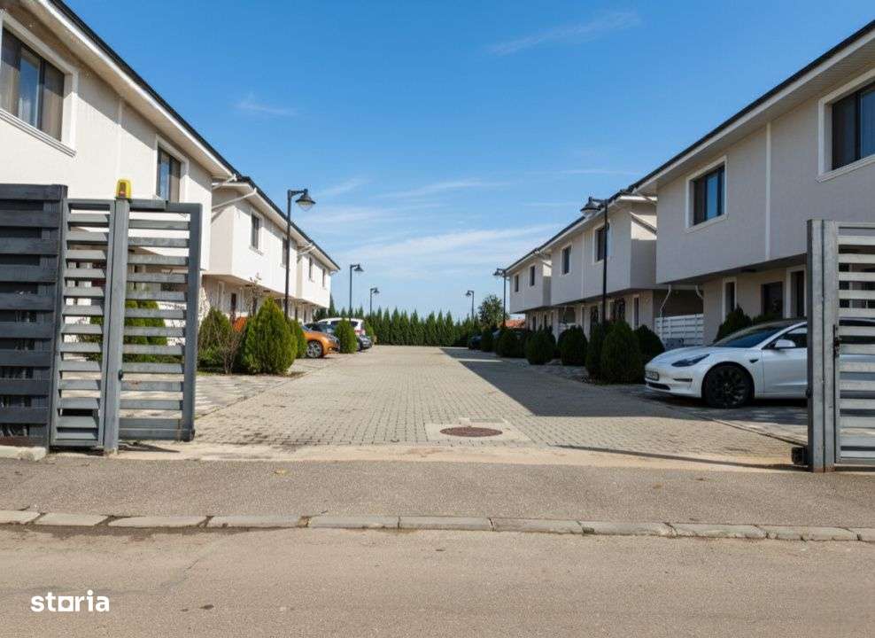Vila tip Townhouse / 23 august/ Lidl/ aproape de scoli si magazine –-0
