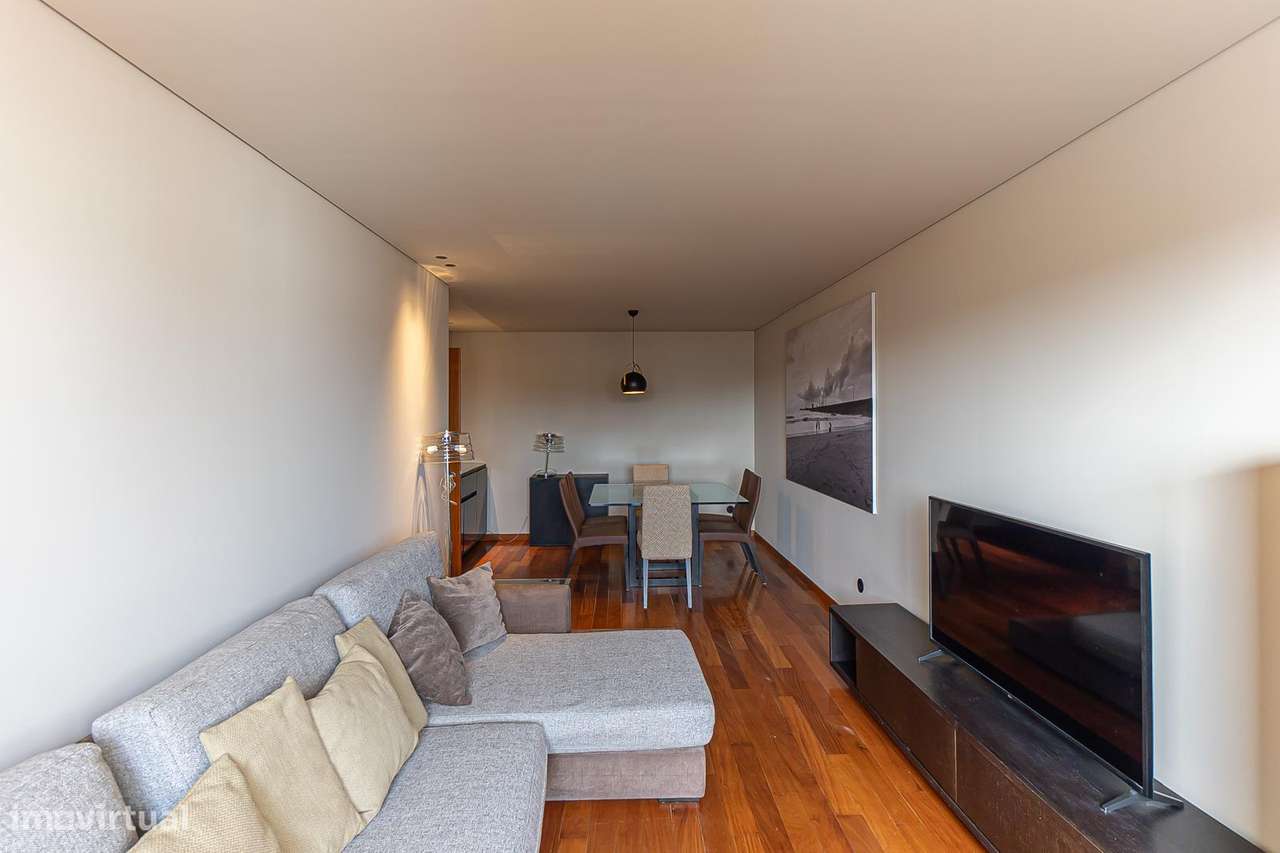 T2 Matosinhos Sul,  Todo Mobilado e Equipado, c/ Garagem + Arrumos - Grande imagem: 5/25