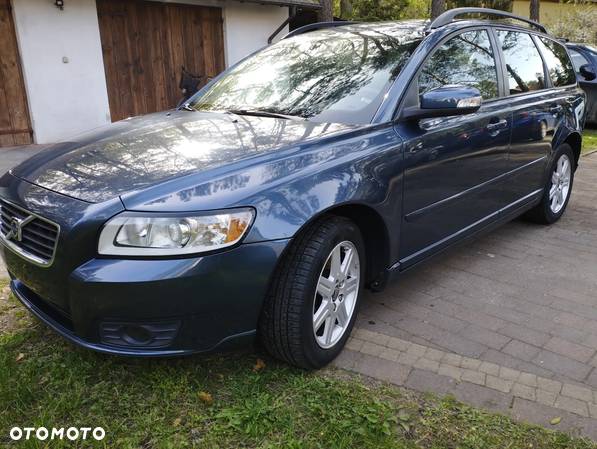 Volvo V50 - 2