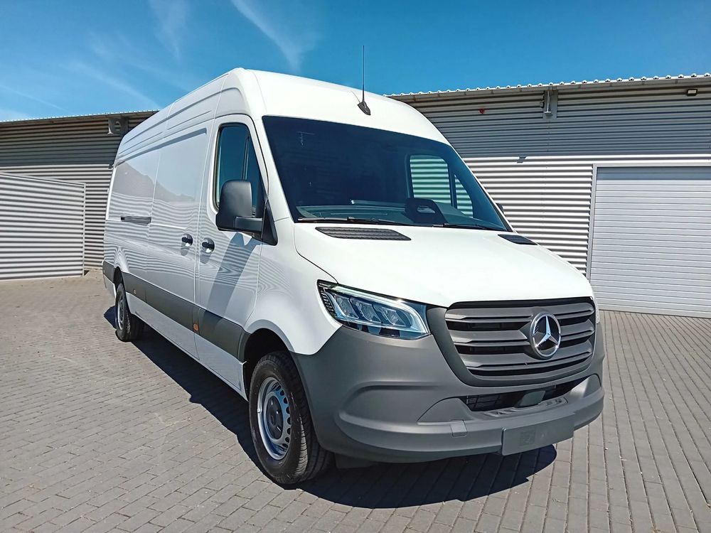 Mercedes-Benz Sprinter 2025