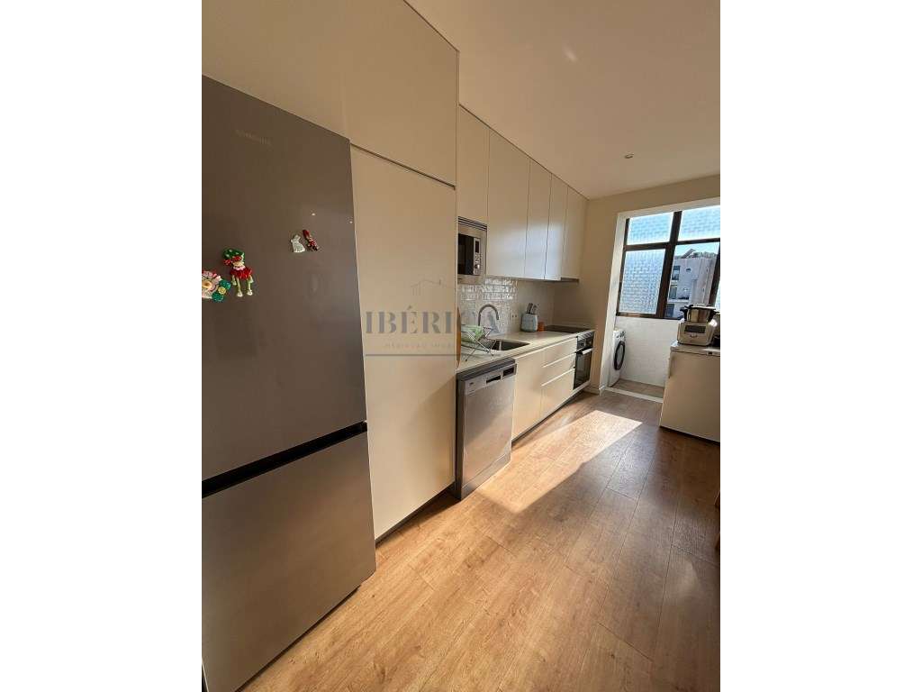 Apartamento T3 Renovado - São Félix da Marinha - 200 metros da prai...-7