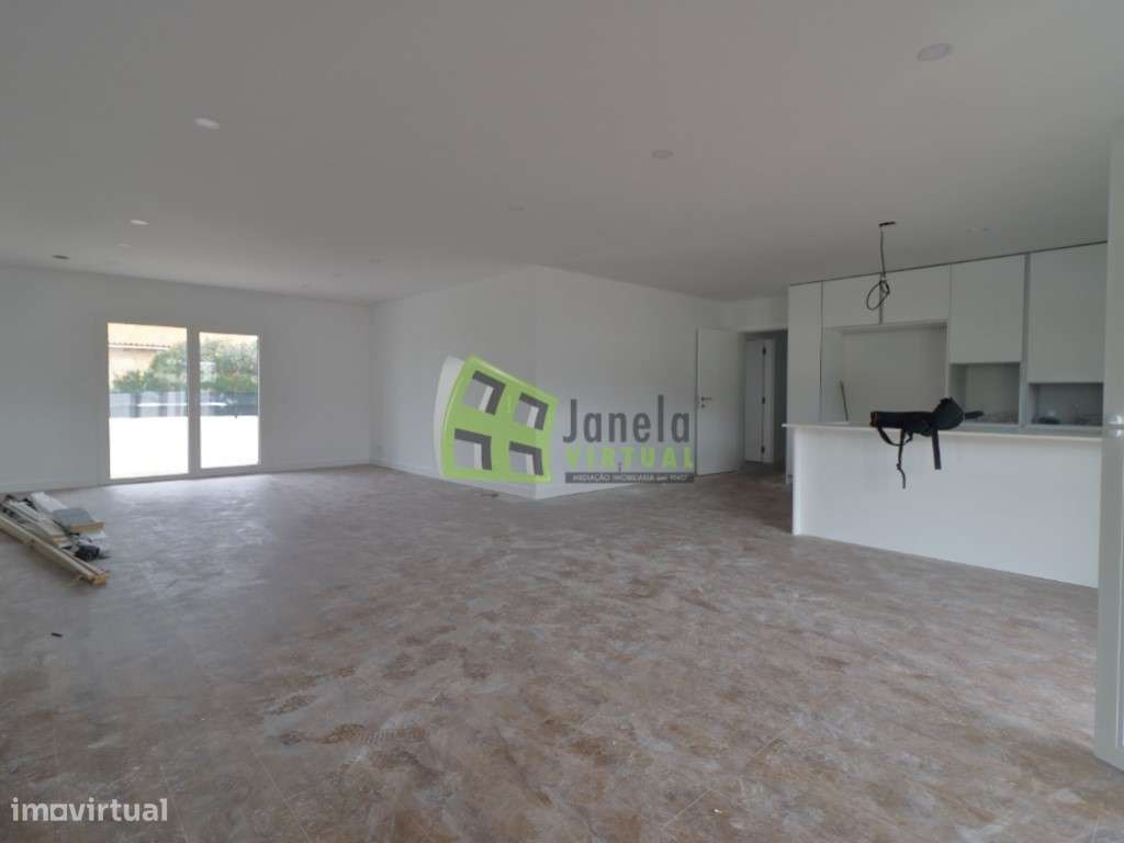 Moradia Isolada Térrea T3 com Piscina - Quinta da Marquesa - Grande imagem: 4/28