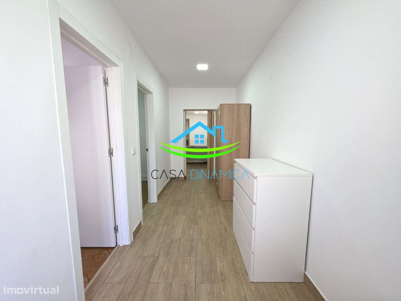 Moradia Remodelada a 100m da Praia – Mobilada na Gala, Figueira da F - Grande imagem: 2/55