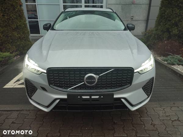 Volvo XC 60 B4 B Plus Dark - 7