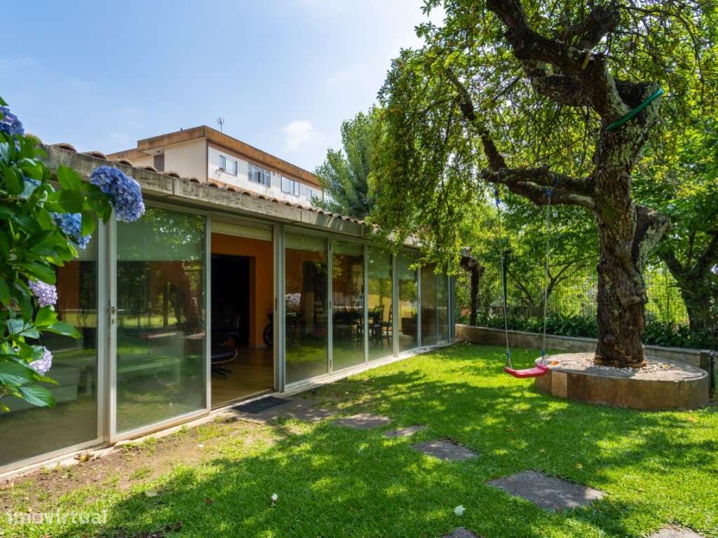 Andar Moradia T3 com Jardim Privativo no Centro de Braga-9