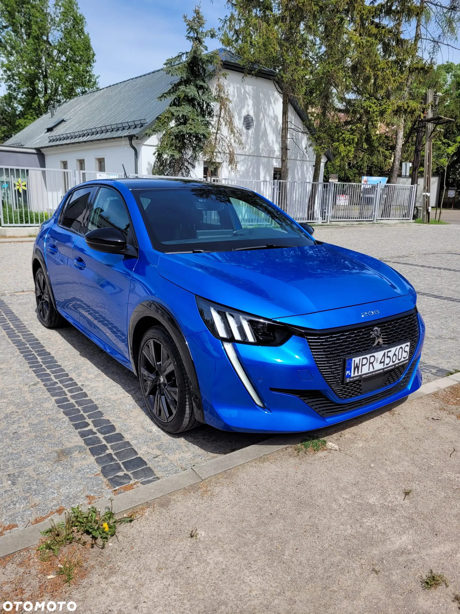 Peugeot 208 - 10