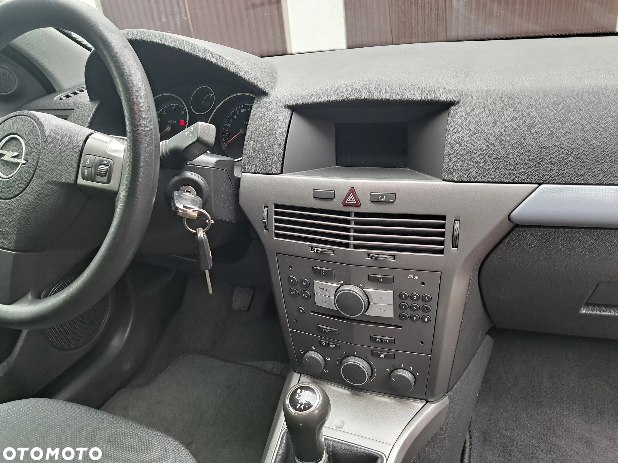 Opel Astra III GTC 1.4 Enjoy - 14