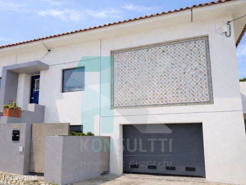 Moradia T3 + T2 em São João do Estoril - Alapraia-5