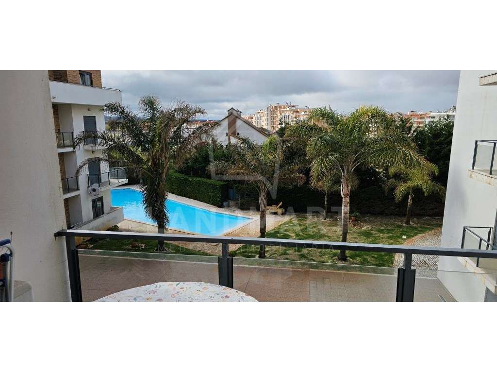 Apartamento T2 em Condomínio Fechado - São Martinho do Porto - Grande imagem: 4/12