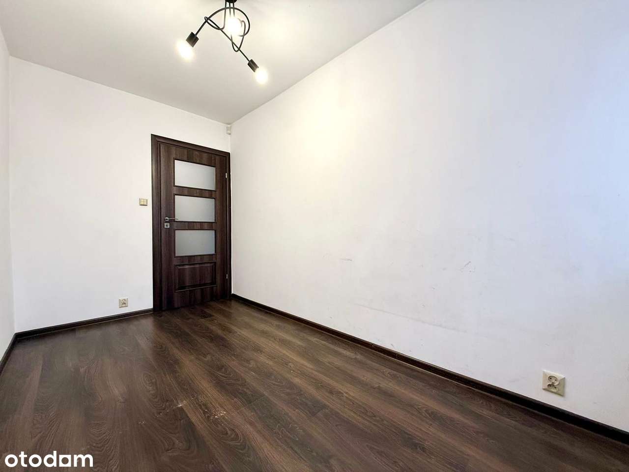 Szukasz przestrzeni? 4 pokoje, balkon, garderoba - gotowe do wejścia!-13