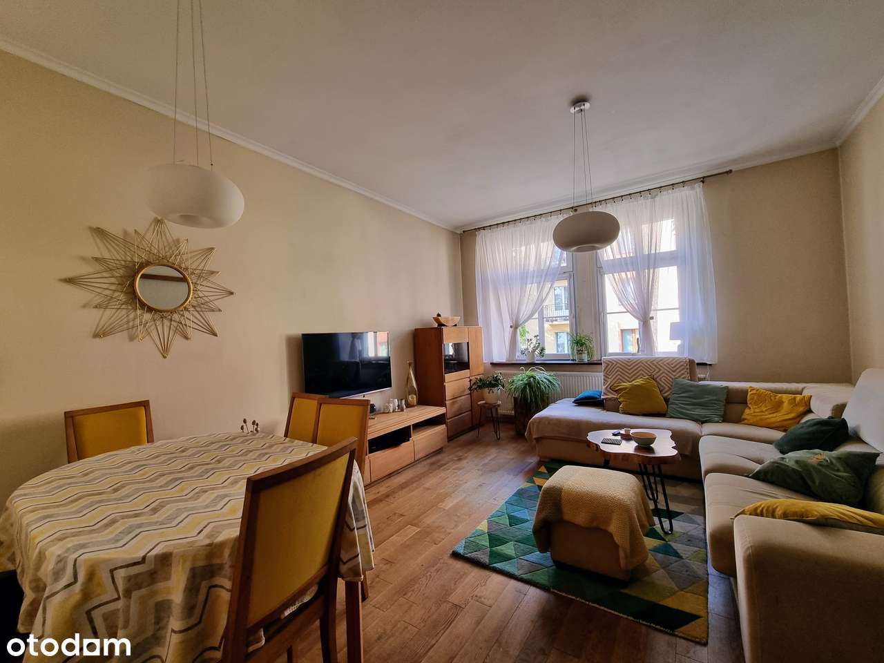 Bytom ul. Didura Knajfeld jedna z najładniejszych kamienic-3