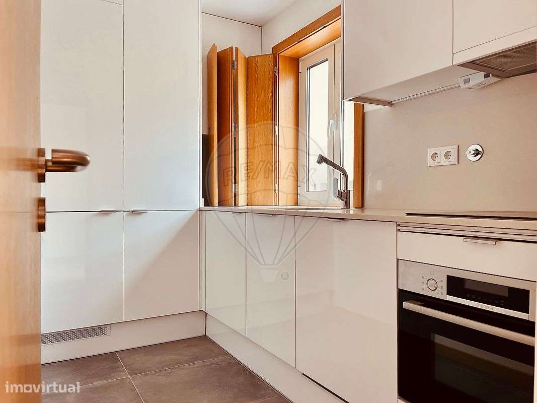 Moradia T1 para arrendamento - Grande imagem: 2/22