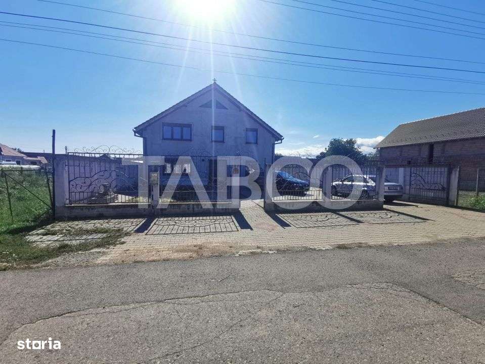 Casa individuala cu 5 camere in localitatea Miercurea Sibiului - Imagine principală: 2/10
