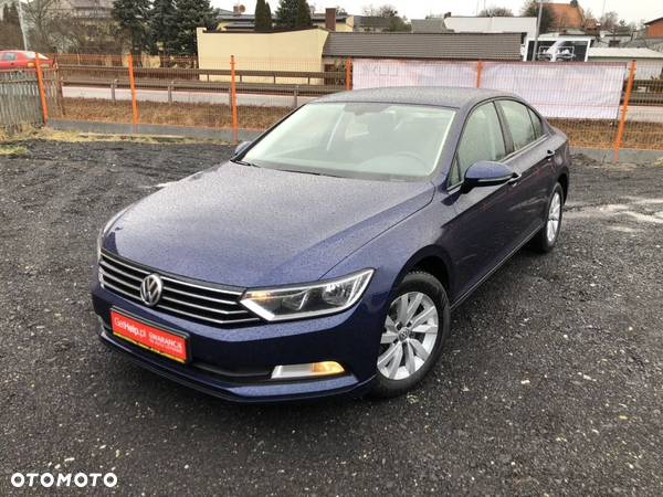 Volkswagen Passat 1.5 TSI EVO Comfortline - 1