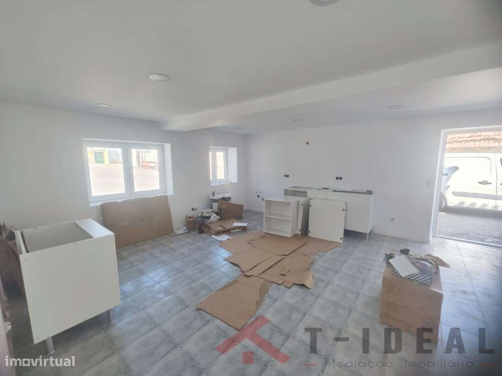 Moradia T3 Renovada com Espaço Exterior - Grande imagem: 5/14