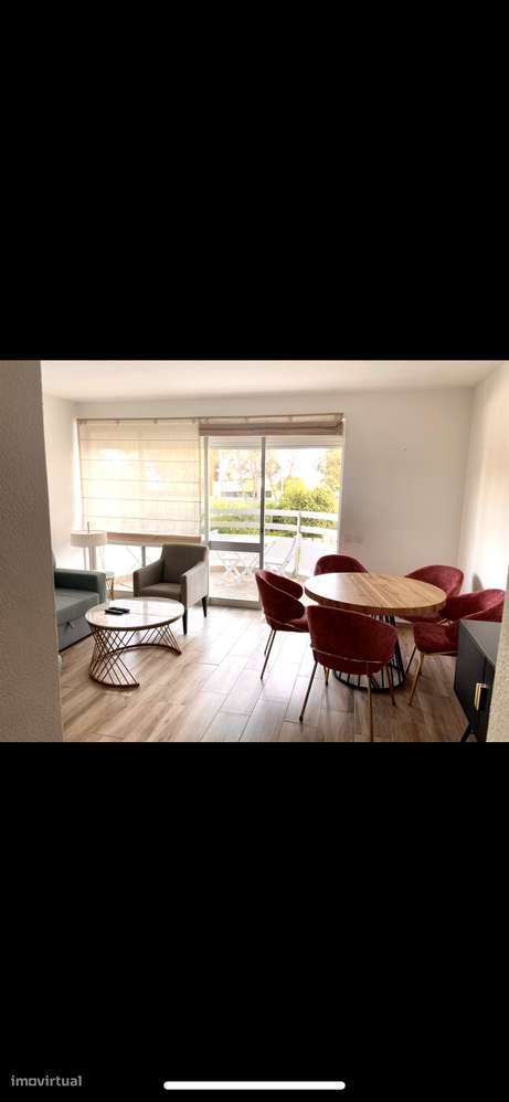 Apartamento T1 em frente ao mar em condomínio com piscina - Grande imagem: 3/5