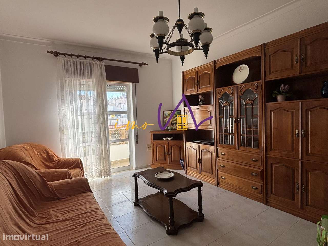 Apartamento T2 com parqueamento em Armação de Pêra-4