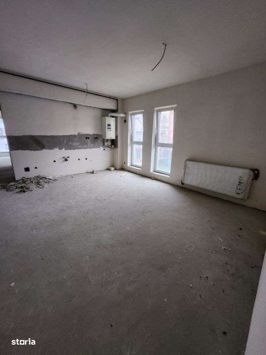 Apartament cu 3 camere,66 mp, semifinisat, balcon, zona Eroilor - Imagine principală: 4/5