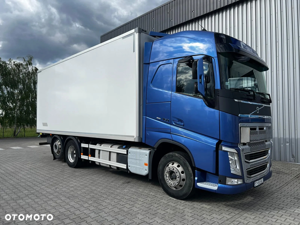 Volvo FH 6x2 - 6