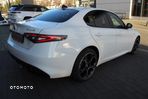 Alfa Romeo Giulia 2.0 Turbo Veloce Q4 - 4