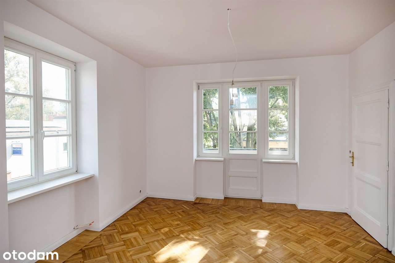 Magia światła w eleganckim mieszkaniu-8