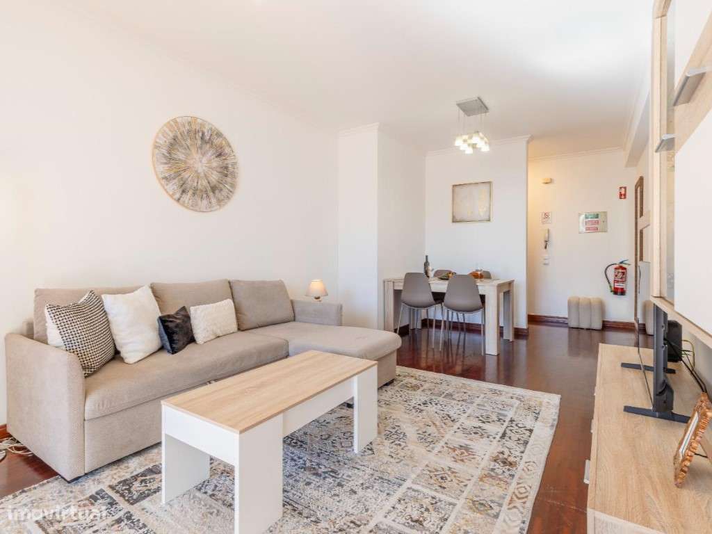 Apartamento T2 no Centro de Caniço, Santa Cruz-16