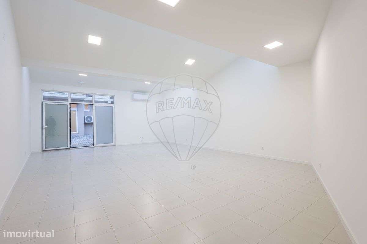 Loja  para arrendamento - Grande imagem: 3/29