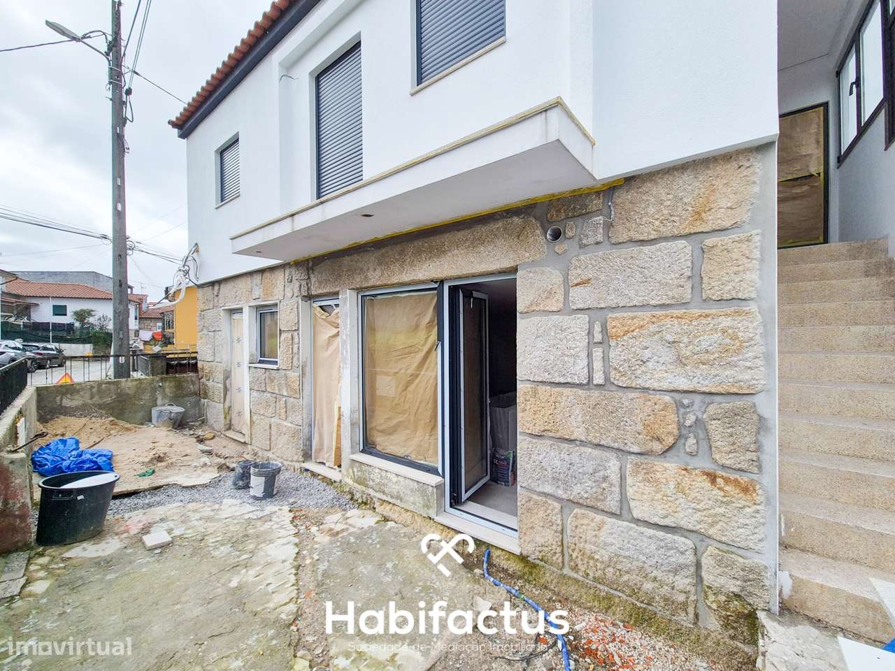 Moradia T3 com Suite e Closet a 2 Minutos de Viseu - Grande imagem: 2/13