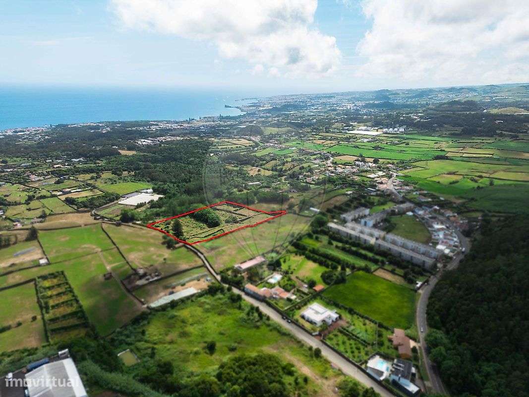 Terreno  para venda - Grande imagem: 2/12