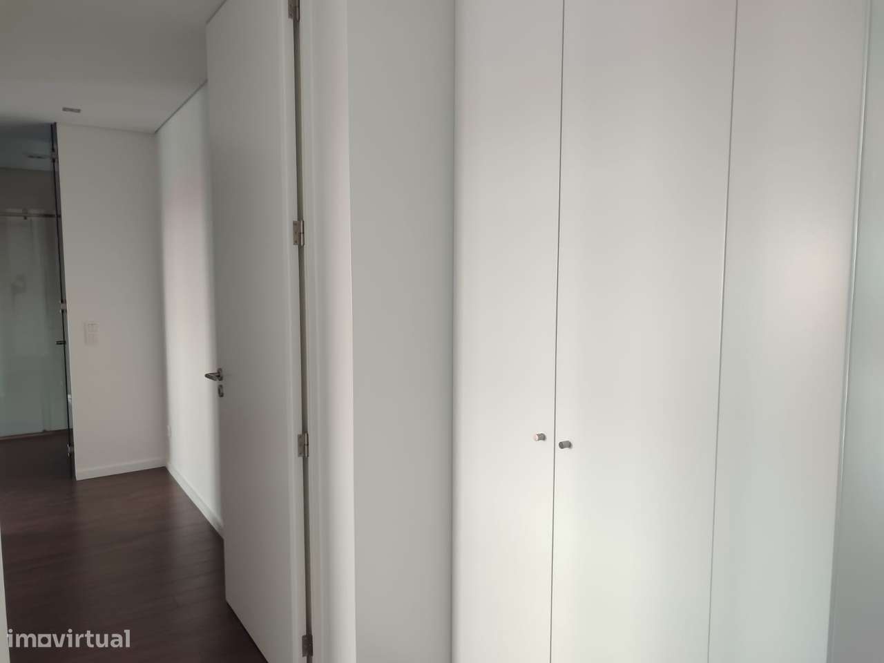 Excelente T3 c/ 2 suítes - Ramalde-13