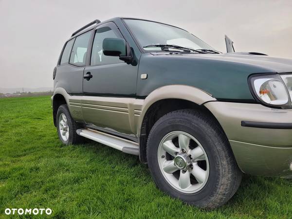 Nissan Terrano - 13