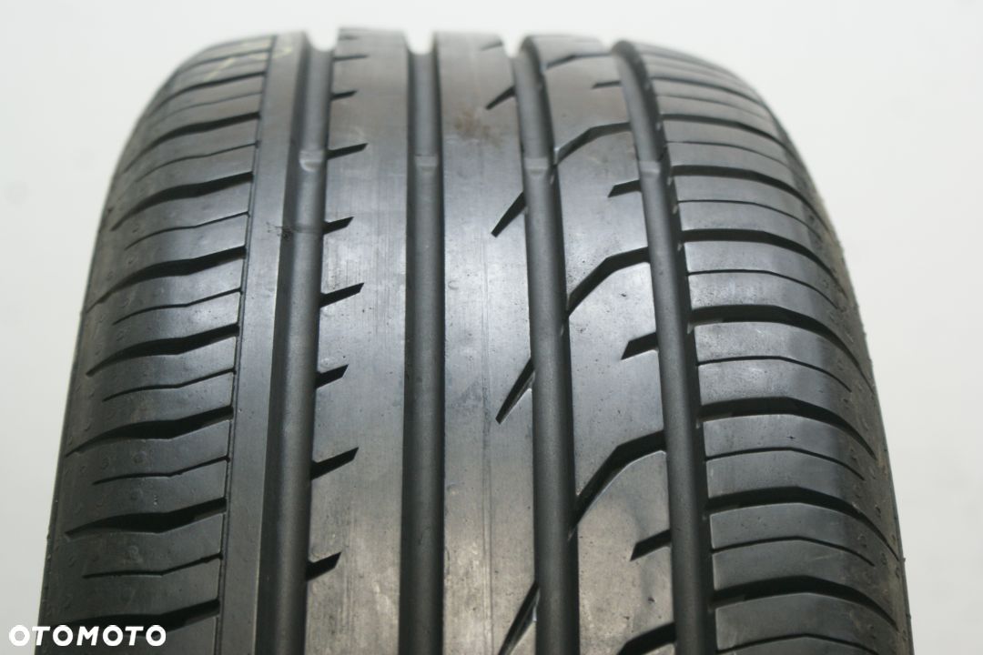 215/60R16 CONTINENTAL CONTIPREMIUMCONTACT 2 , 7,9mm 2019r - 1