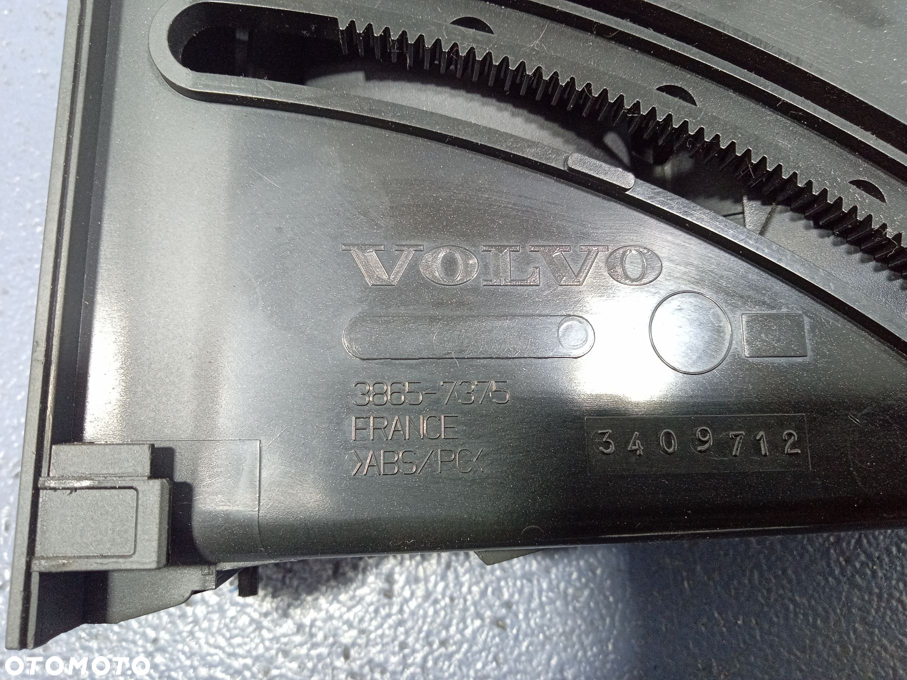 VOLVO V70 S60 I UCHWYT NA KUBEK CUPHOLDER 3409712 - 6