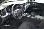 Volvo XC 60 B4 D AWD Geartronic Momentum Pro - 15