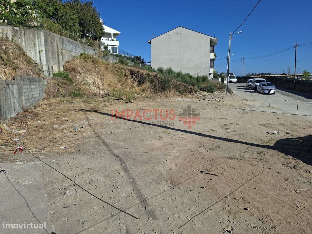 Lote para Moradia de 3 Frentes - Grande imagem: 5/7