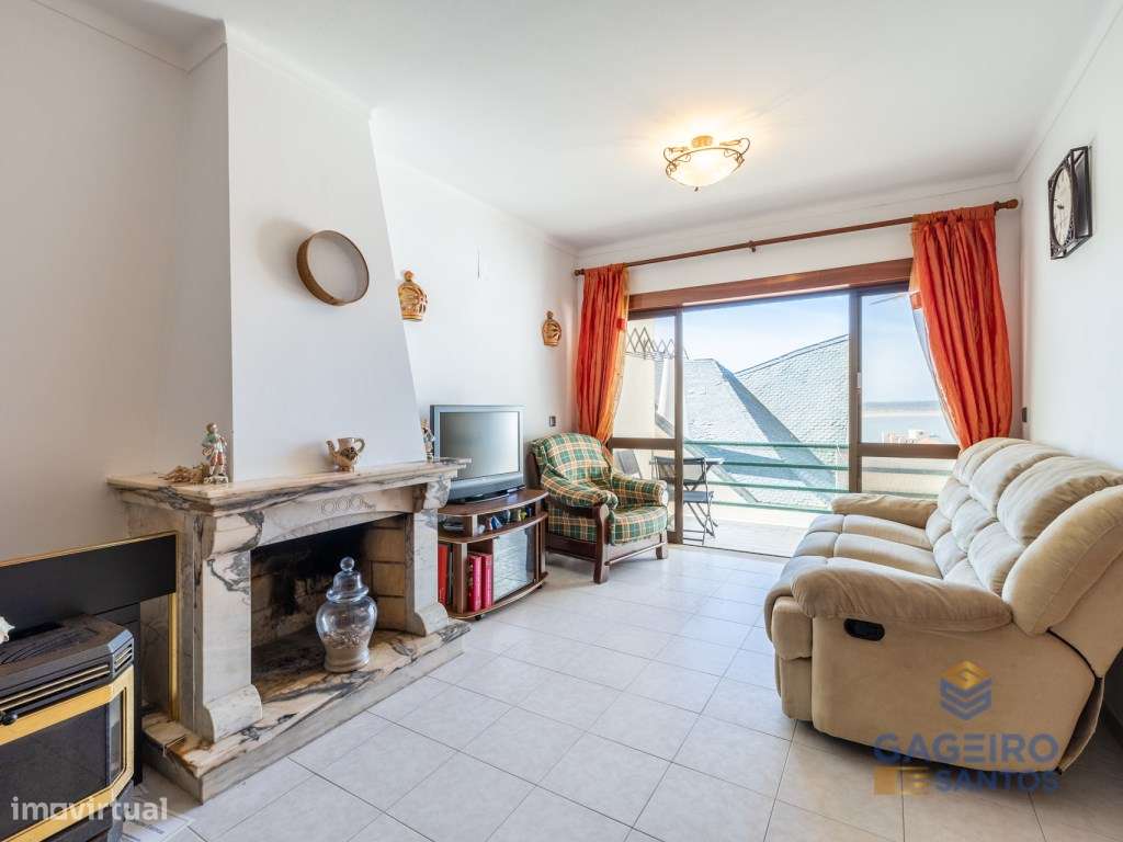 Apartamento T2 com piscina e vista baía | São Martinho do Porto-5