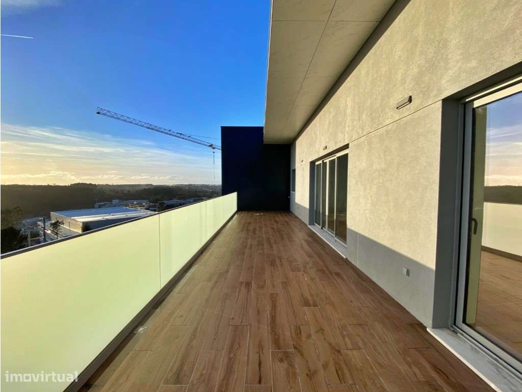 T3 Ultimo Piso com 2 terraços no centro da Maia - Grande imagem: 4/21