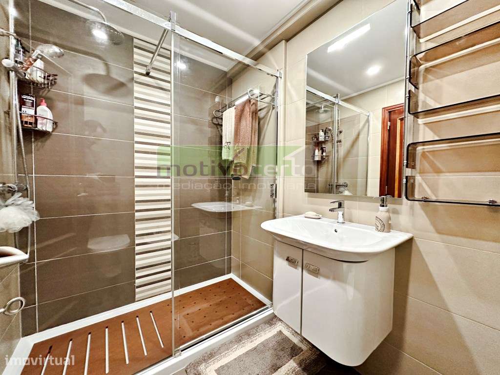 T2 em Trajouce, São Domingos Rana. Totalmente Remodelado com parque...-20