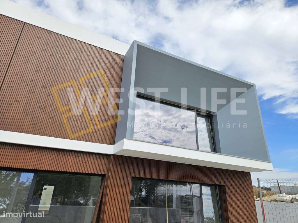 Arquitetura Contemporânea - NOVA - Moradia T4 com três suítes junto...-8