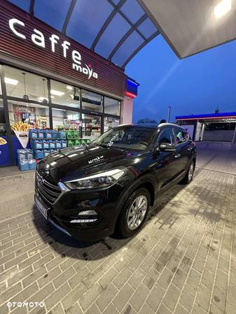 Hyundai Tucson 2.0 CRDI Style 4WD - 6