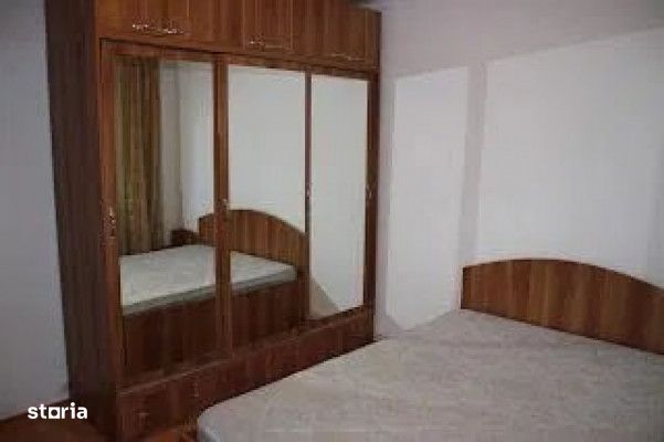 Apartament 2 camere, decomandat, + garaj intabulat Pacurari - Pizza Sm