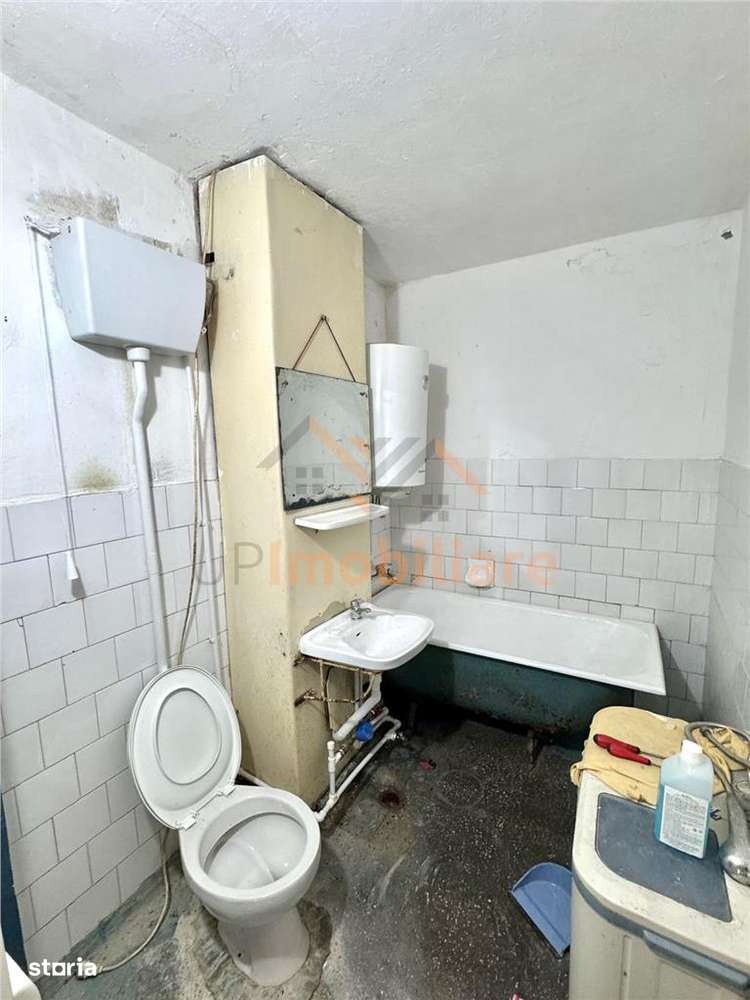 APARTAMENT CU 4 CAMERE,VOIVOZI - Imagine principală: 4/8