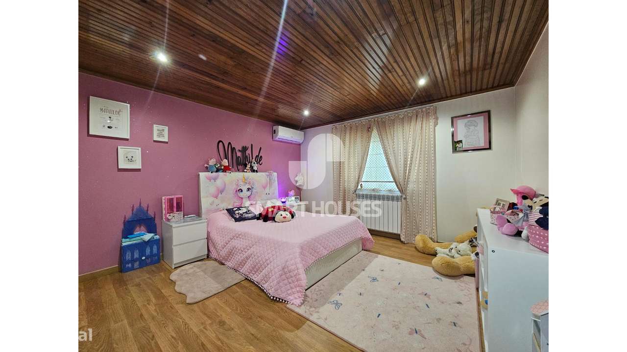 Moradia T4 Poços c/ terreno-30