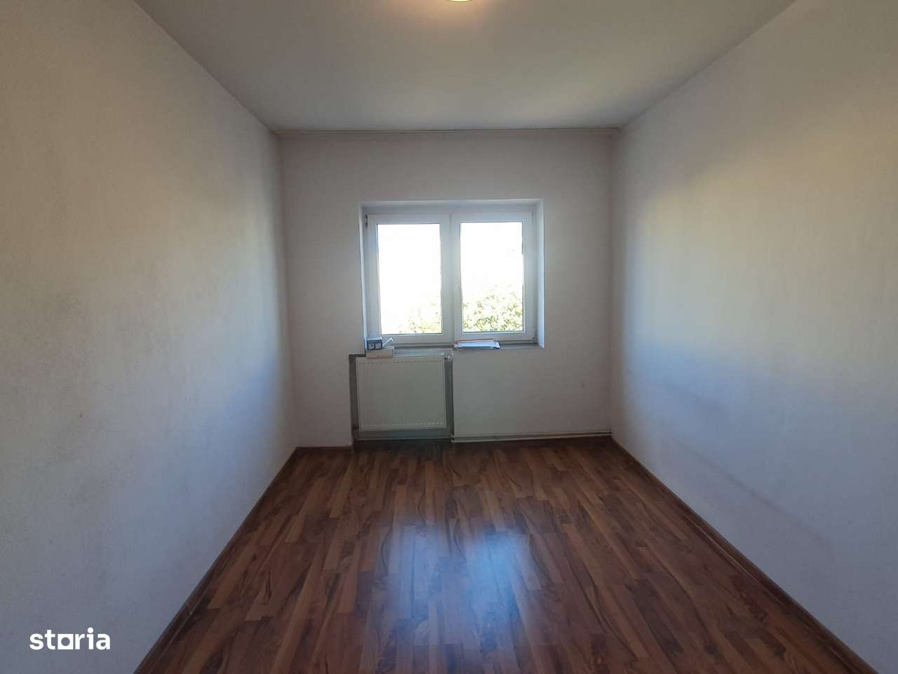 Vand apartament 2 camere spatios -zona Micalaca-5