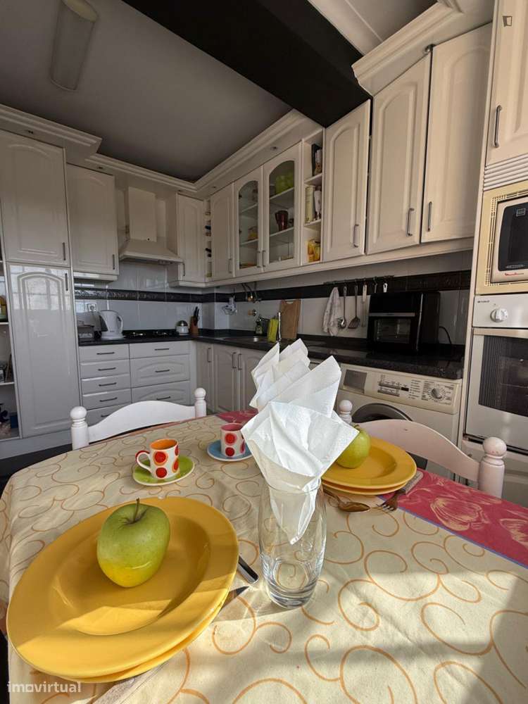 Quarto - localizado em Carcavelos Lisbon - Grande imagem: 5/9