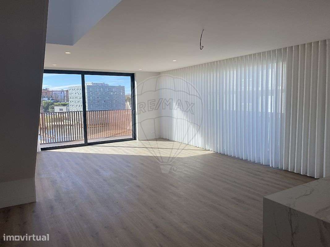 Apartamento T4 para venda - Grande imagem: 3/5