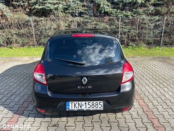 Renault Clio 1.2 16V Alize - 3