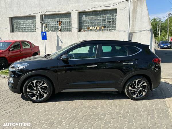 Hyundai Tucson 2.0 CRDI 4WD 8AT Luxury - 11