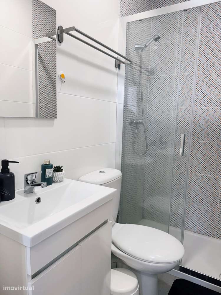 T0/Estúdio no Centro de Coimbra - Grande imagem: 5/5